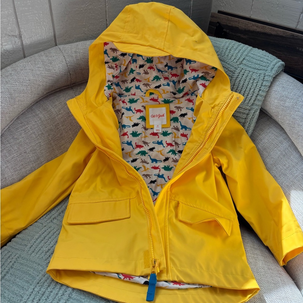 Cat & Jack 3T Yellow Raincoat for Stylish Protection